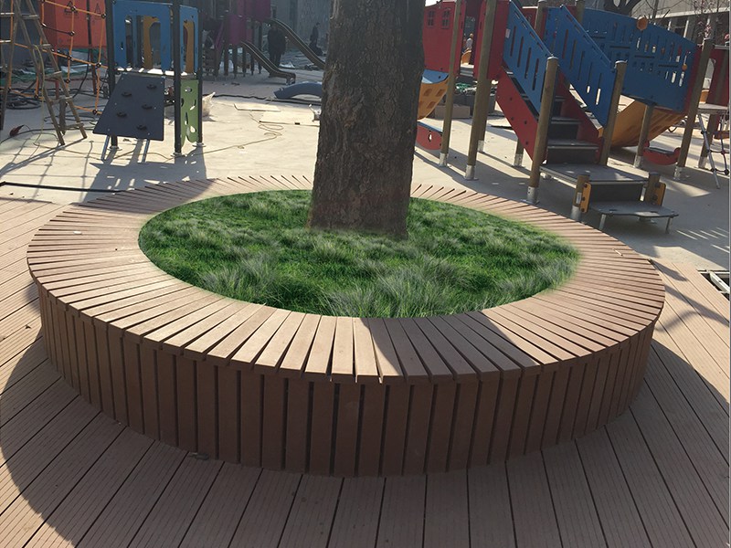 游乐园木塑坐凳案例